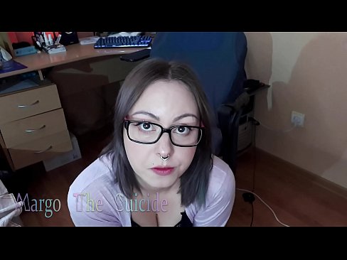 ❤️ Gadis Seksi Berkaca Mata Menghisap Dildo Dalam-dalam pada Kamera ️❌ seks berkualiti pada kami ❤